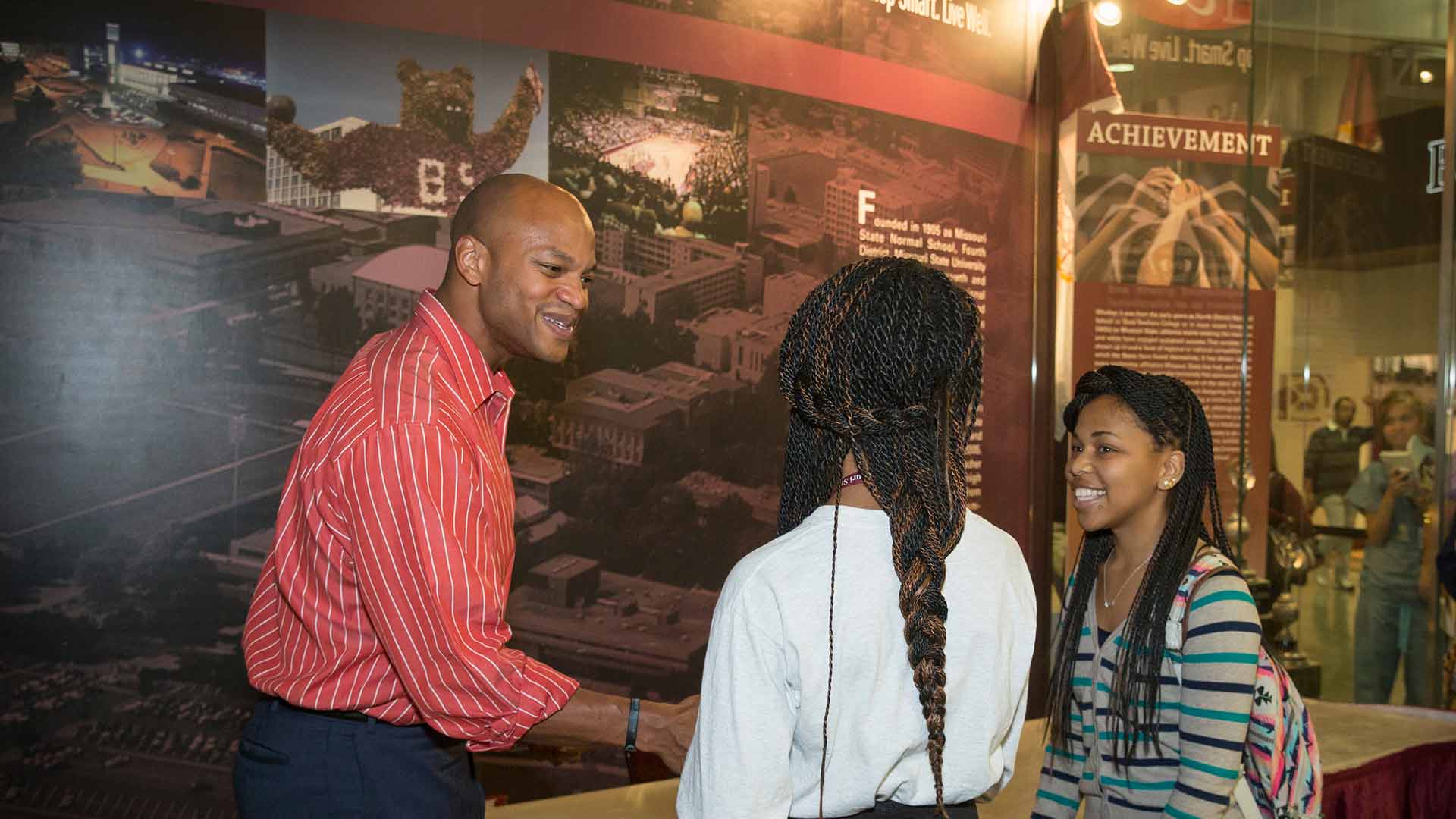 Wes Moore, Army combat veteran, best-selling author and the current governor for the state of Maryland, speaks to two students at Missouri State University’s 2015 Public Affairs Convocation