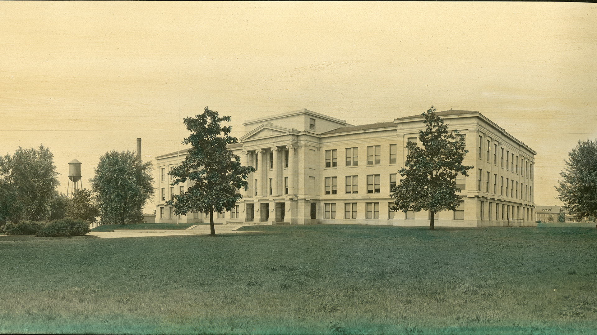 Black and white photo of Carrington Hall in the early days at Missouri State University.